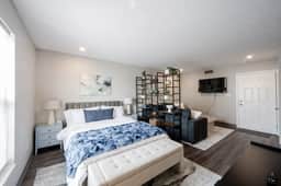 Located in the heart of Indianapolis Medical Corridor!